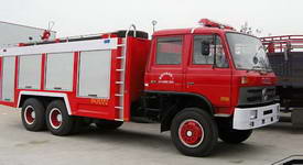 东风双桥1208泡沫消防车(12-15T)图片