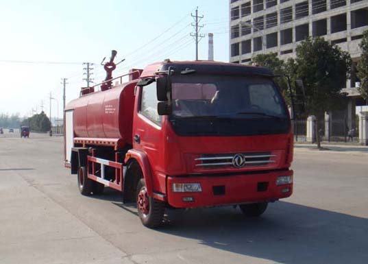 国五东风7吨森林消防供水车图片